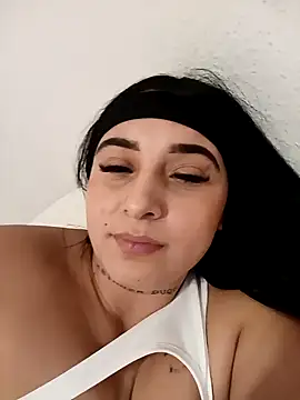 Juanamd1 online show from 12/21/24, 12:06