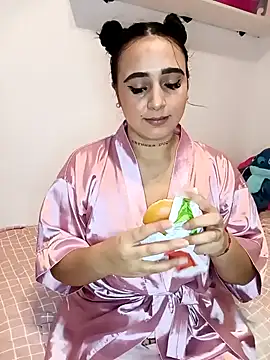 Juanamd1 online show from 01/05/25, 11:59