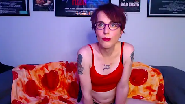 Snapshot of RyffBurnz chatting on 12/24/24, 01:38 RyffBurnz online show from 12/24/24, 01:38