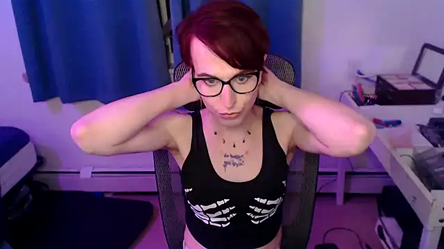 Snapshot of RyffBurnz chatting on 01/15/25, 04:36 RyffBurnz online show from 01/15/25, 04:36