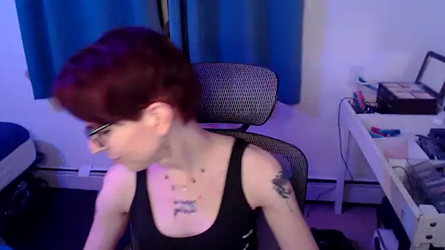 Snapshot of RyffBurnz chatting on 01/15/25, 07:37 RyffBurnz online show from 01/15/25, 07:37