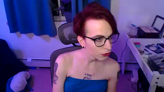 Snapshot of RyffBurnz chatting on 01/17/25, 01:36 RyffBurnz online show from 01/17/25, 01:36