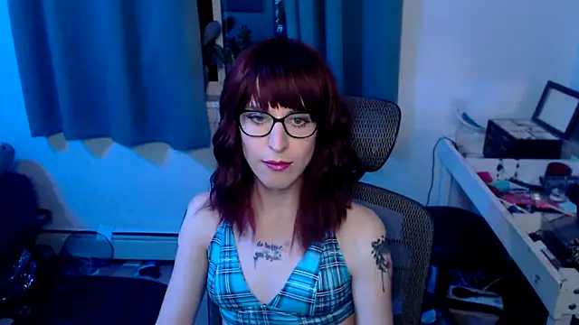 Snapshot of RyffBurnz chatting on 02/18/25, 02:16 RyffBurnz online show from 02/18/25, 02:16