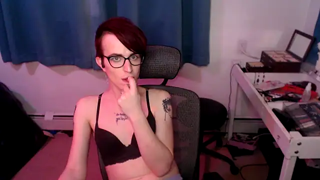 Snapshot of RyffBurnz chatting on 03/07/25, 12:48 RyffBurnz online show from 03/07/25, 12:48