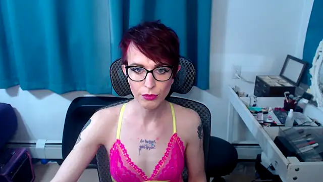 Snapshot of RyffBurnz chatting on 03/12/25, 09:56 RyffBurnz online show from 03/12/25, 09:56