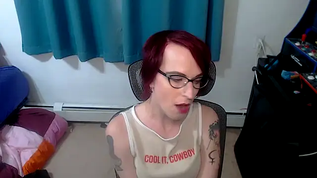 Snapshot of RyffBurnz chatting on 10/07/25, 06:49 RyffBurnz online show from 10/07/25, 06:49