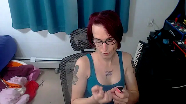 Snapshot of RyffBurnz chatting on 10/14/25, 03:13 RyffBurnz online show from 10/14/25, 03:13