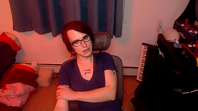 Snapshot of RyffBurnz chatting on 10/18/25, 02:25 RyffBurnz online show from 10/18/25, 02:25