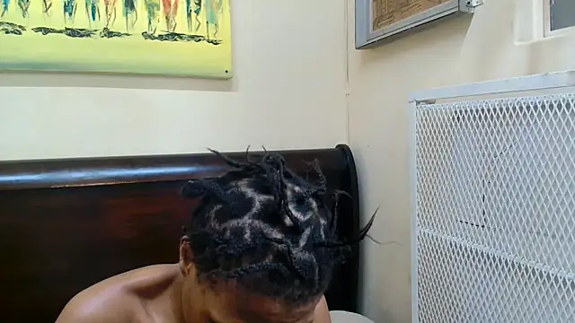 SpicyQueenxxxx online show from 10/03/25, 06:49