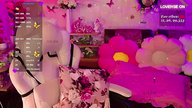 Miss SweetPeach online show from 05/23/26, 08:24