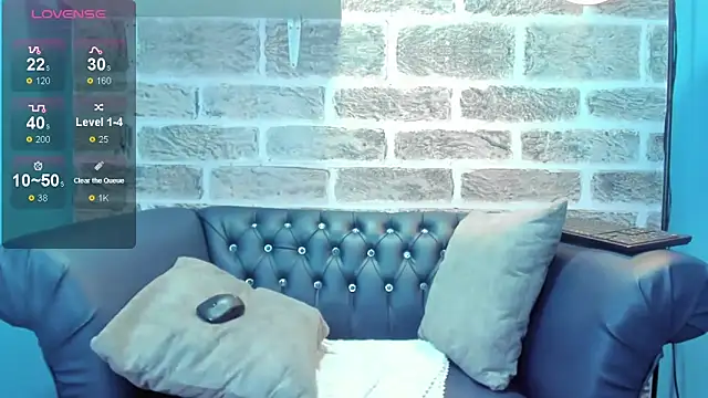 Nahiajhonson  online show from 01/22/25, 12:49