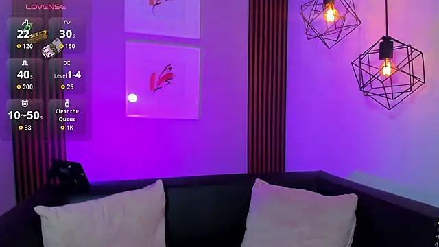 Nahiajhonson  online show from 03/10/26, 12:32