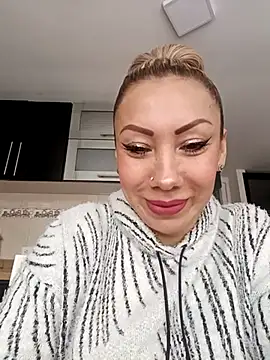 Snapshot of coral_smitth chatting on 03/20/25, 06:09 coral smitth online show from 03/20/25, 06:09