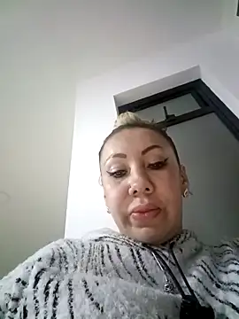 coral smitth online show from 10/29/25, 10:44