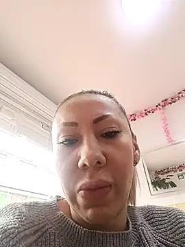 coral smitth online show from 03/18/26, 06:00