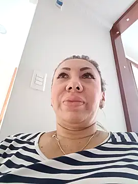 coral smitth online show from 04/24/26, 06:32