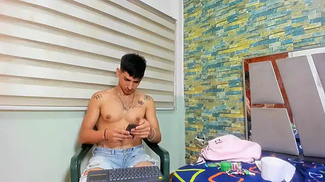 Snapshot of MasterSEX420 chatting on 02/03/25, 03:49 MasterSEX420 online show from 02/03/25, 03:49