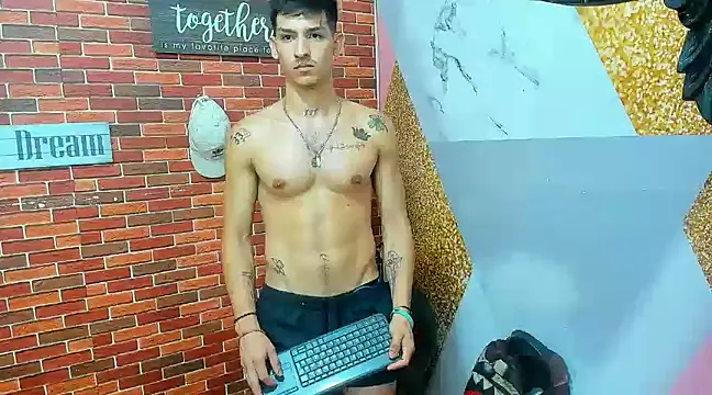 Snapshot of MasterSEX420 chatting on 02/21/25, 03:21 MasterSEX420 online show from 02/21/25, 03:21