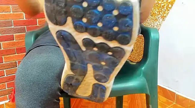 Snapshot of MasterSEX420 chatting on 02/23/25, 03:51 MasterSEX420 online show from 02/23/25, 03:51