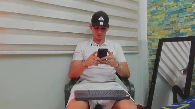 Snapshot of MasterSEX420 chatting on 03/01/25, 03:49 MasterSEX420 online show from 03/01/25, 03:49