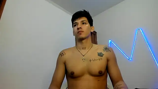 Snapshot of MasterSEX420 chatting on 11/17/25, 01:55 MasterSEX420 online show from 11/17/25, 01:55