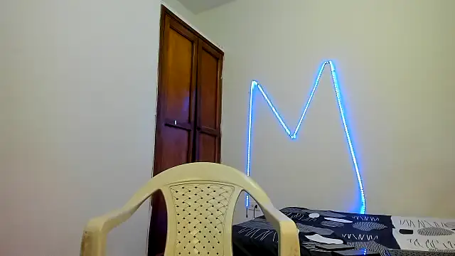 Snapshot of MasterSEX420 chatting on 11/23/25, 07:24 MasterSEX420 online show from 11/23/25, 07:24