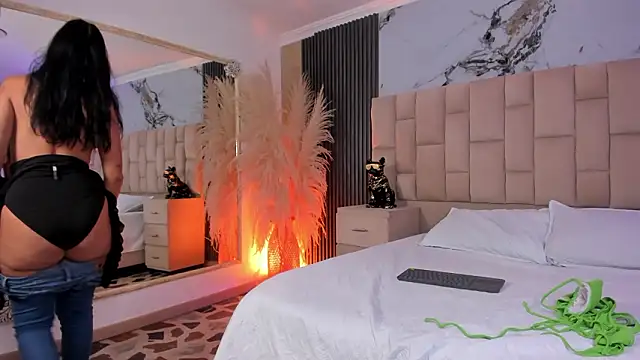 EmmaTorres  online show from 03/06/26, 09:55