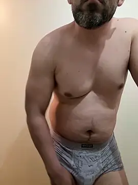 Snapshot of Papilobo12 chatting on 03/23/26, 12:25 Papilobo12 online show from 03/23/26, 12:25