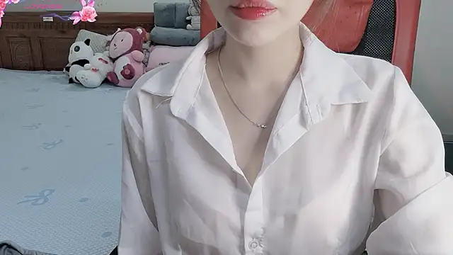 TrinhH Nabbi online show from 04/18/26, 02:43