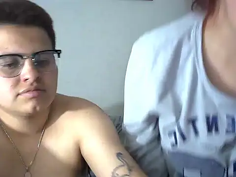 Snapshot of tatsumi_nao chatting on 01/05/25, 03:32 tatsumi nao online show from 01/05/25, 03:32