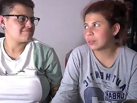 Snapshot of tatsumi_nao chatting on 01/05/25, 06:35 tatsumi nao online show from 01/05/25, 06:35