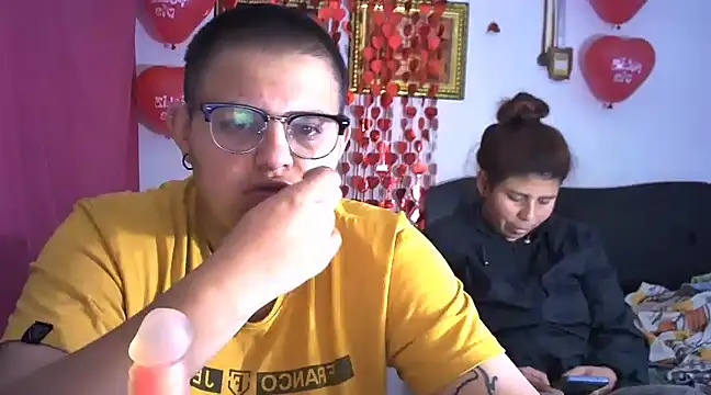 Snapshot of tatsumi_nao chatting on 02/15/25, 01:38 tatsumi nao online show from 02/15/25, 01:38