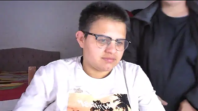 Snapshot of tatsumi_nao chatting on 03/23/25, 02:04 tatsumi nao online show from 03/23/25, 02:04