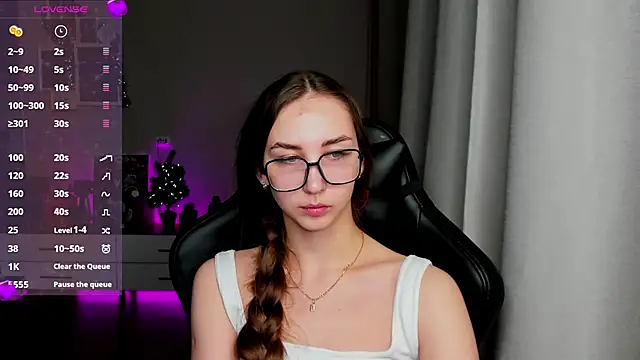 Sm0ly online show from 12/25/24, 01:20