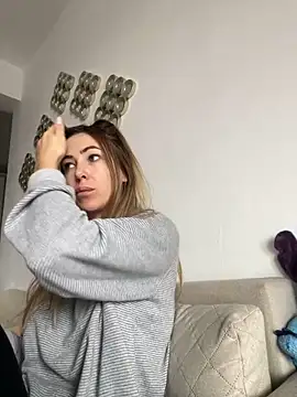 RaquelleDevon online show from 02/28/25, 07:58