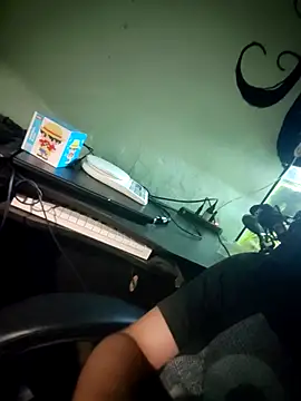 anturo1566 online show from 12/04/25, 03:49