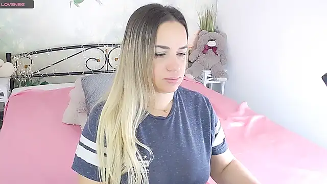 MilenaMiler X online show from 03/22/25, 05:39