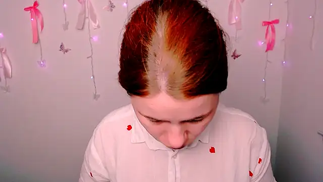 Sun Alexia online show from 04/22/26, 09:05