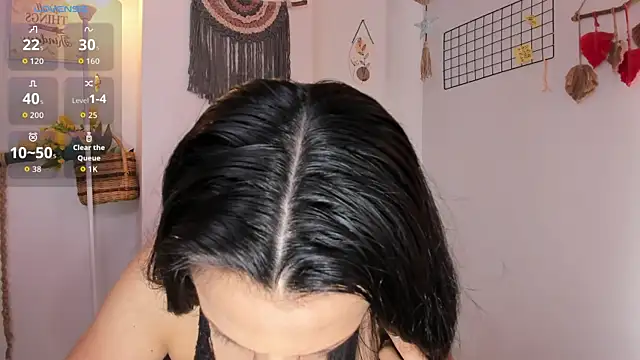 anaruiz  online show from 12/14/25, 03:28