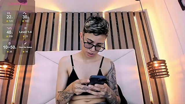 Cutie Shy  online show from 02/18/26, 07:21