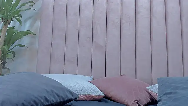 Snapshot of camila__herrera chatting on 02/07/25, 09:16 camila herrera online show from 02/07/25, 09:16