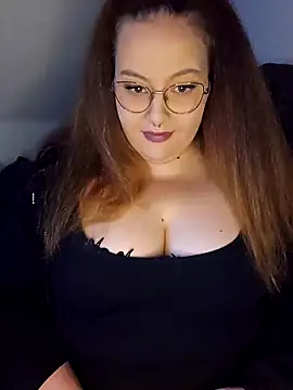  Julie x online show from 10/11/25, 06:56