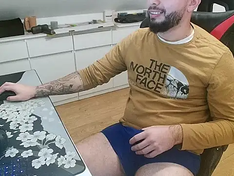 Snapshot of prezydentcam chatting on 01/12/26, 02:22 prezydentcam online show from 01/12/26, 02:22