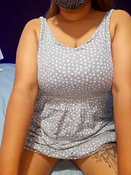 Snapshot of Wild_wifey chatting on 09/18/25, 08:55 Wild wifey online show from 09/18/25, 08:55