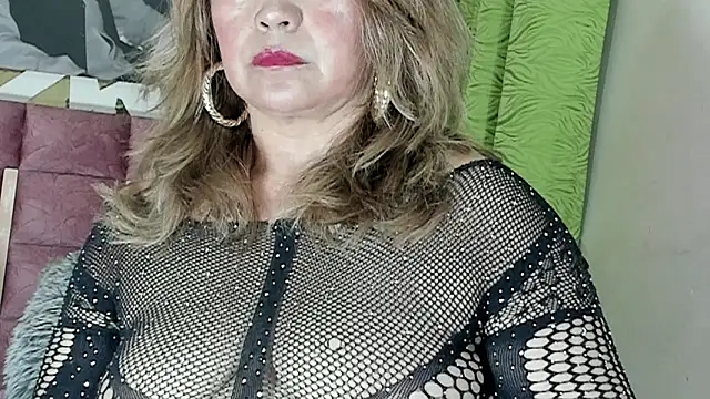 Kazsandraa online show from 01/06/26, 05:55