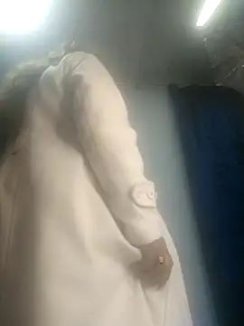 Kazsandraa online show from 04/02/26, 04:10