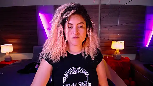 Kateryn  online show from 03/06/25, 08:37