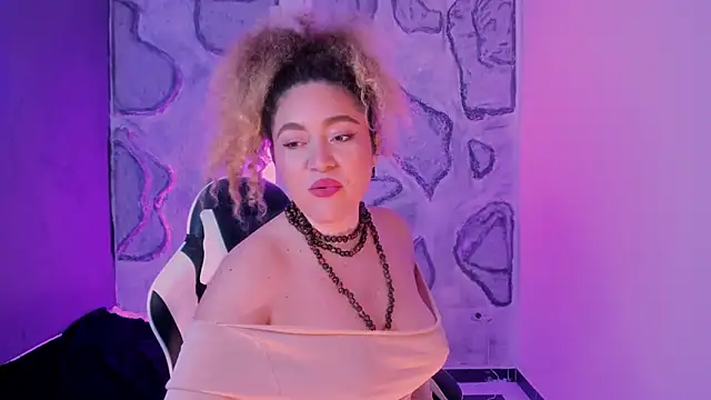 Kateryn  online show from 12/04/25, 04:59