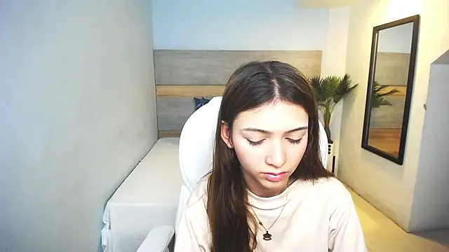 Snapshot of liseth_fox chatting on 12/12/24, 06:53 liseth fox online show from 12/12/24, 06:53