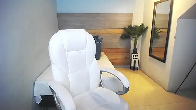 Snapshot of liseth_fox chatting on 01/16/25, 01:58 liseth fox online show from 01/16/25, 01:58